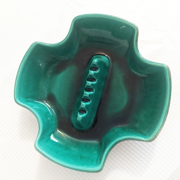Vintage Green Glazed Ashtray California Pottery USA Faux Wood Look Base - Picture 3 of 7